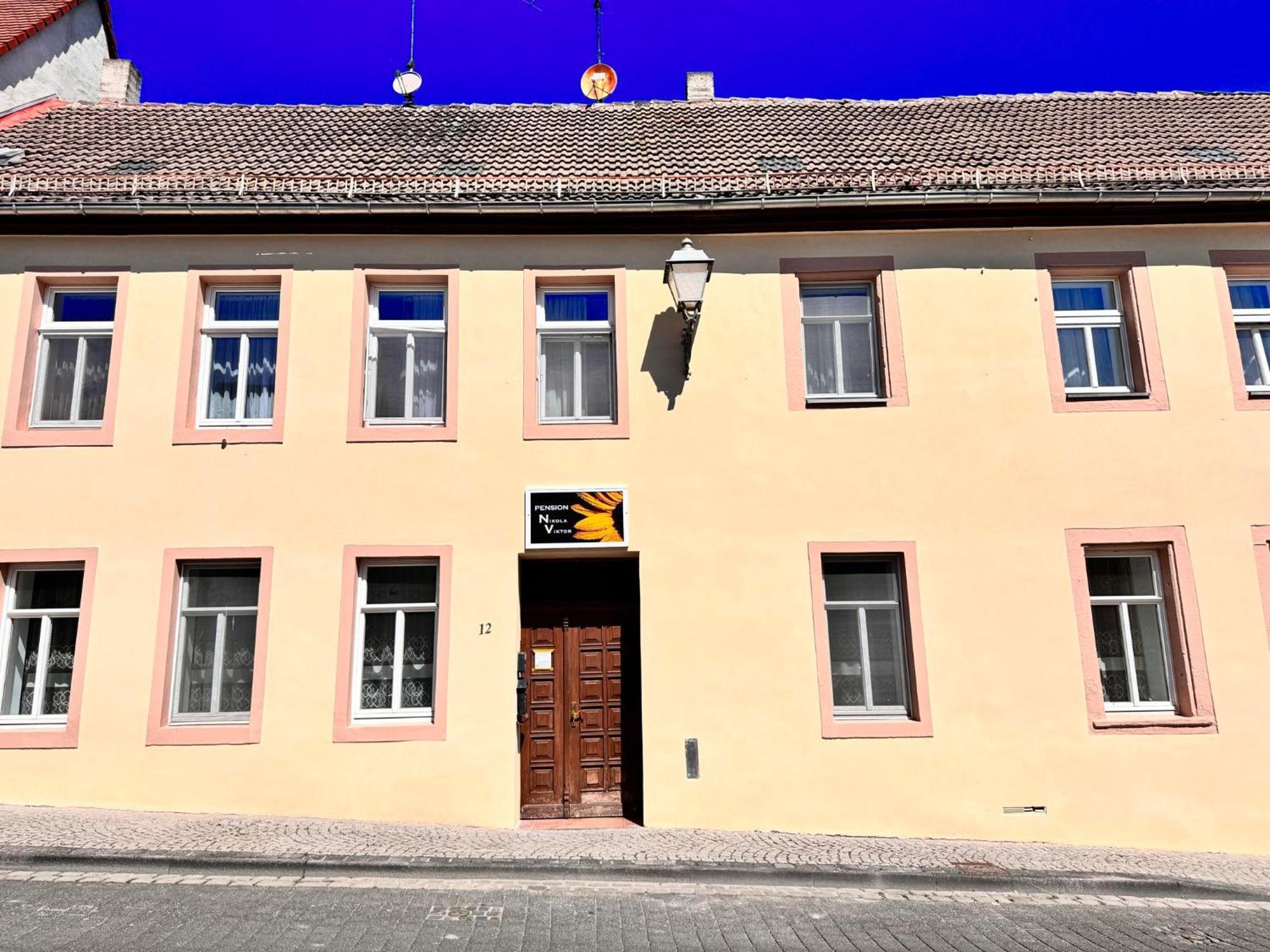 Pension Nv Lutherstadt Eisleben Eksteriør billede